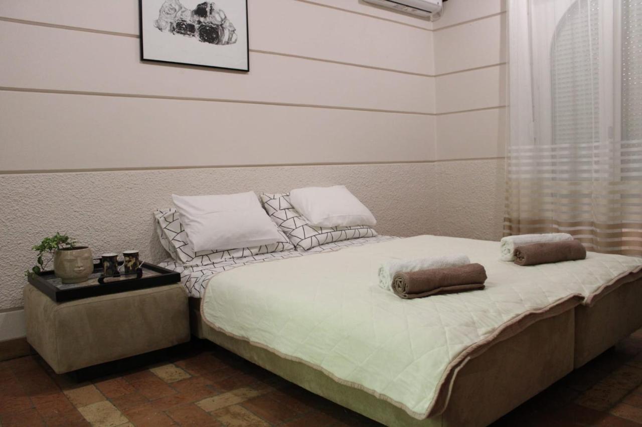 Garden Center Apartment Novi Sad Eksteriør billede